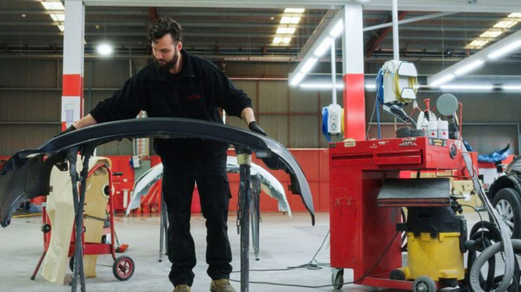 Looking for Auto Body Prepper Jobs ? S.M.A.R.T Careers